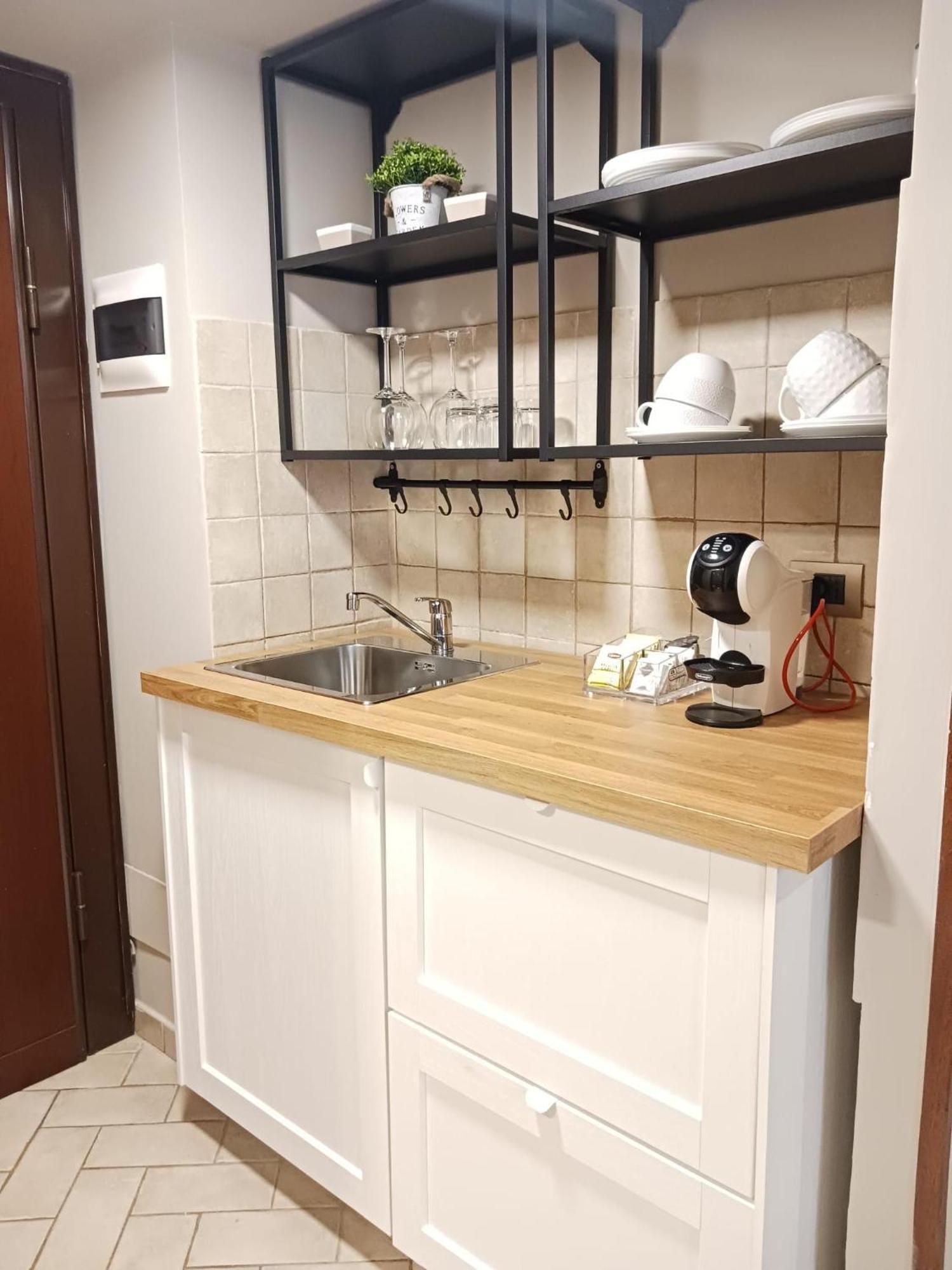 Lux Apartment Colosseo Рим Екстериор снимка